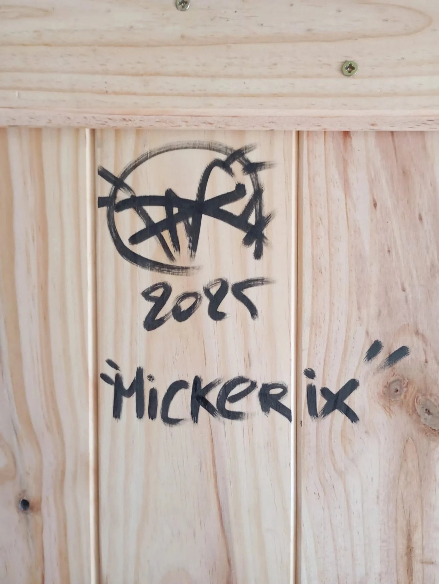 Mickerix Daru