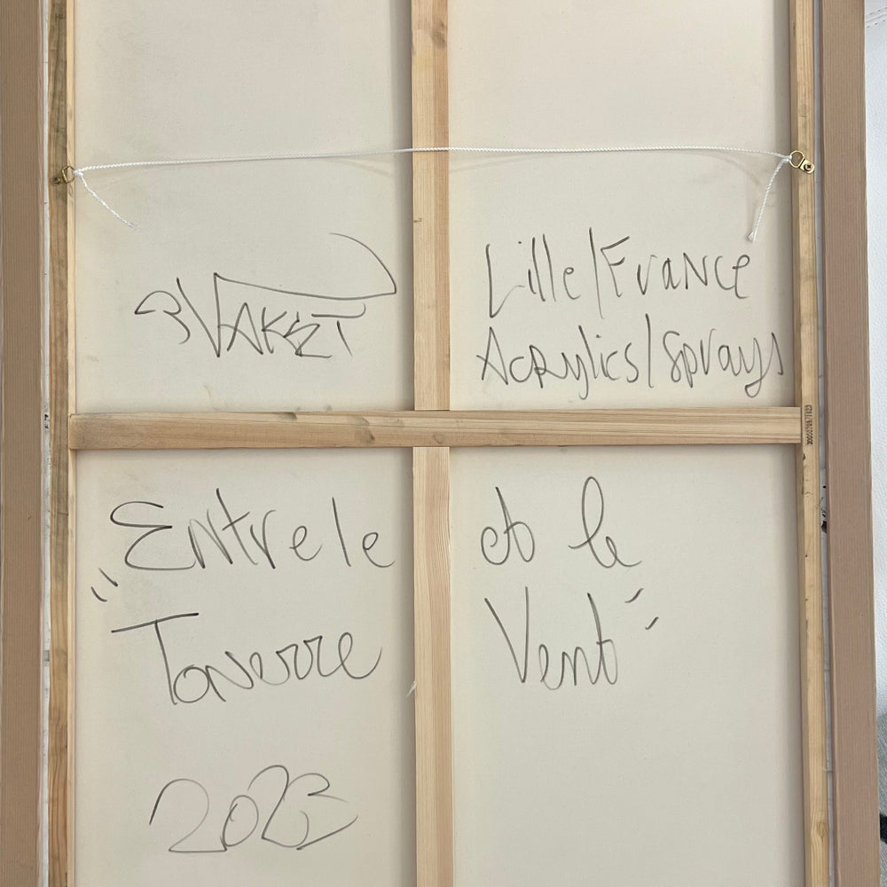 
                  
                    Entre le tonerre et le vent
                  
                